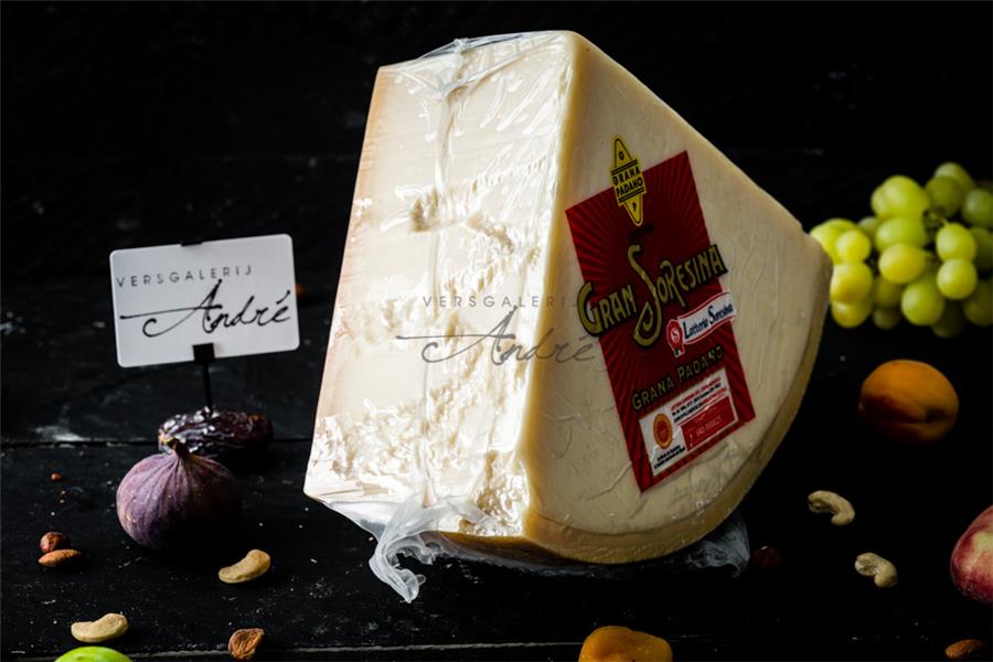 Parmezan Grana Padano Parmezan Grana Padano Webshop